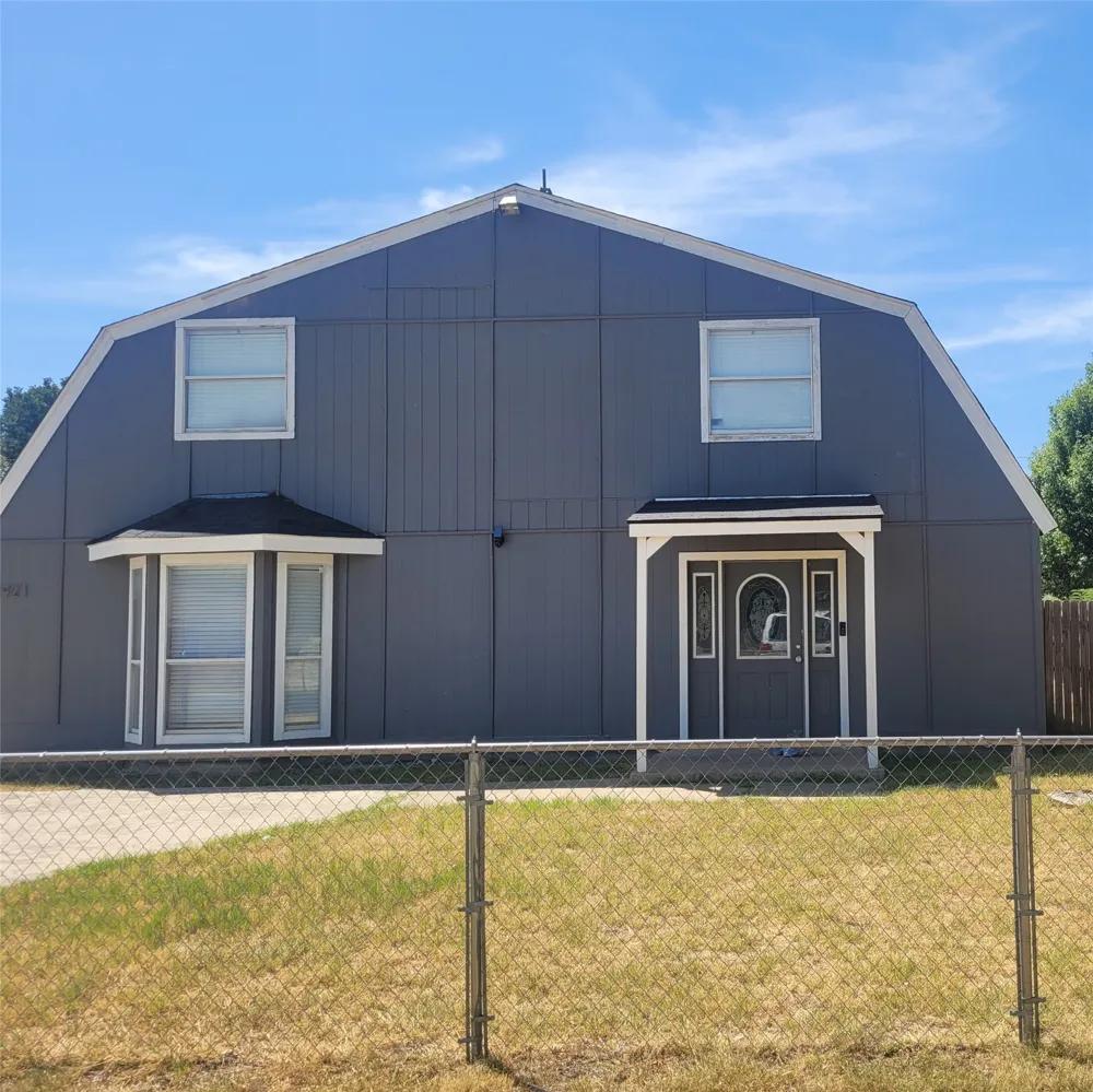 1921 Pelican Drive Pelican Bay, TX 76020