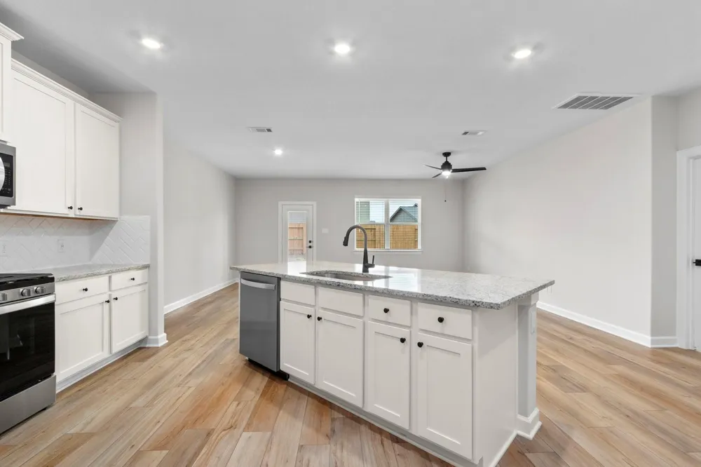 1110 Whispering Winds Drive Beasley, TX 77417