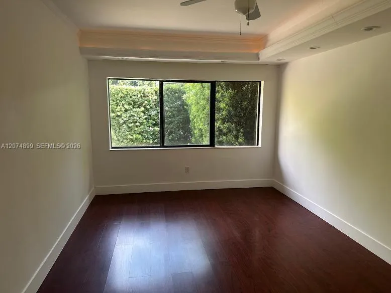 32 Camden Dr #3 Bal Harbour, FL 33154