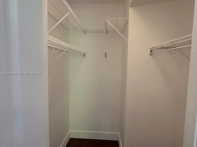 32 Camden Dr #3 Bal Harbour, FL 33154