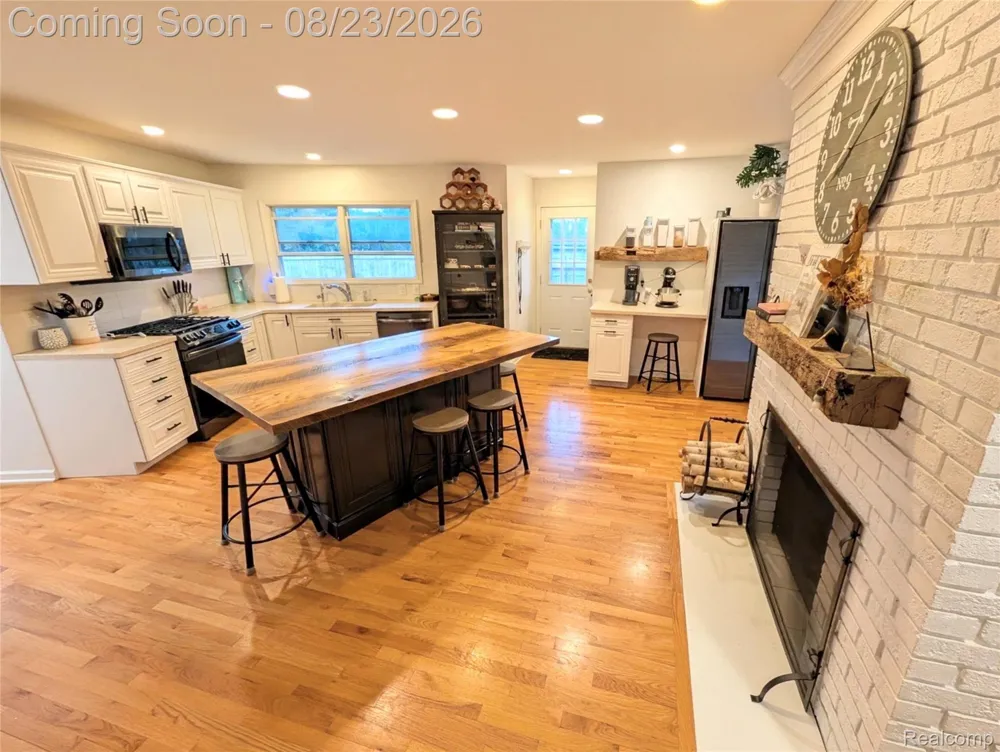 9004 Del Rio Drive Mundy Township, MI 48439