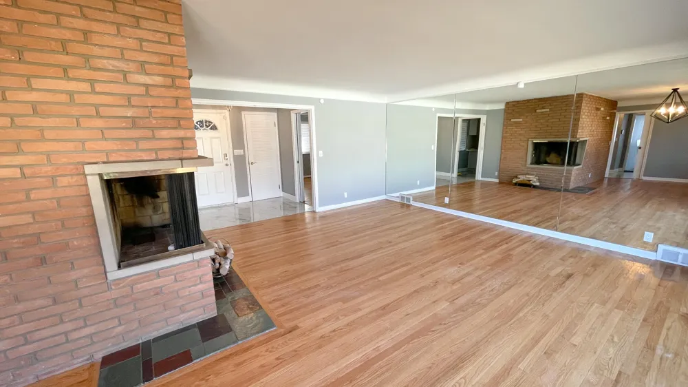 19016 Nadol Drive Southfield City, MI 48075