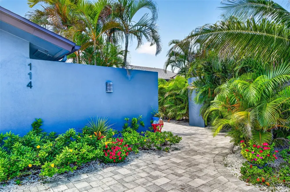114 12TH STREET Belleair Beach, FL 33786
