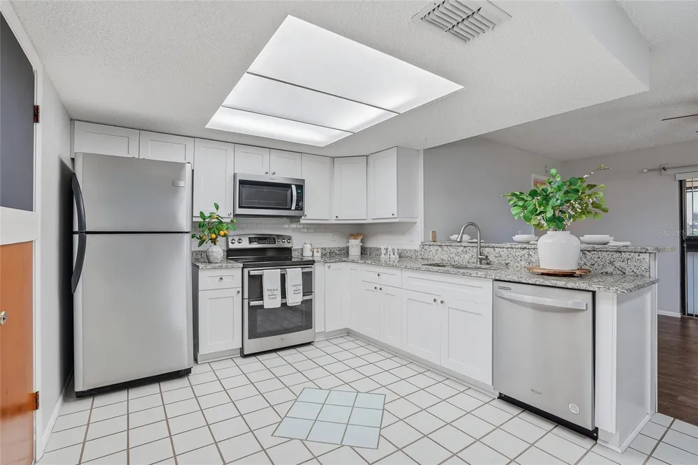 3276 MORVEN DRIVE Spring Hill, FL 34609