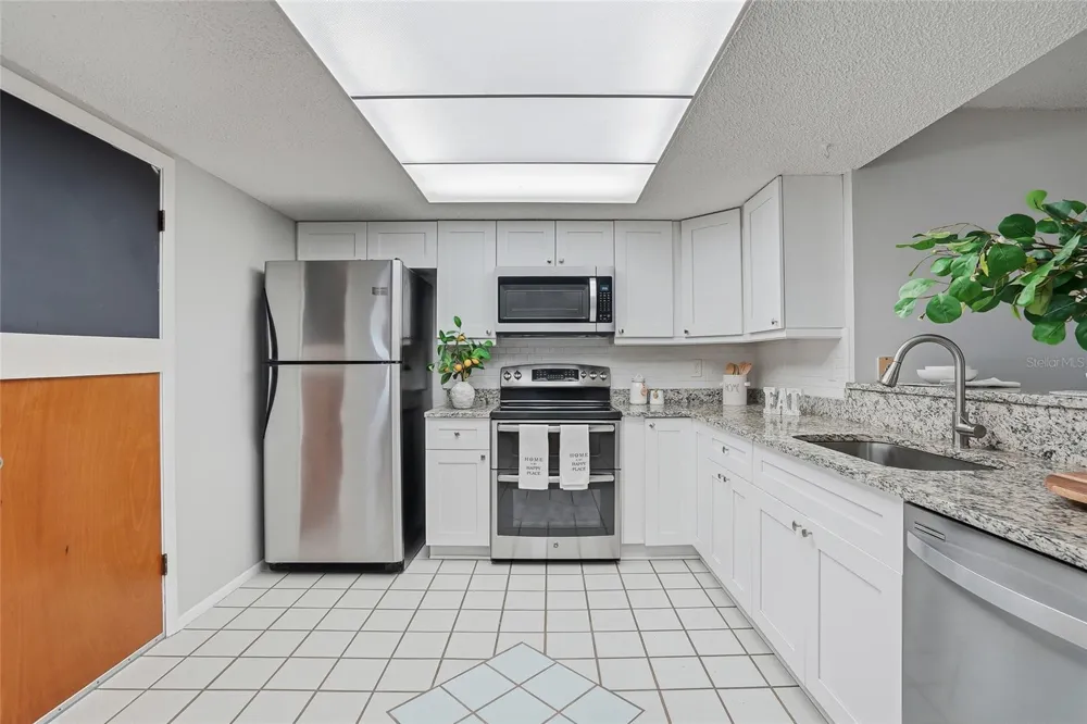 3276 MORVEN DRIVE Spring Hill, FL 34609