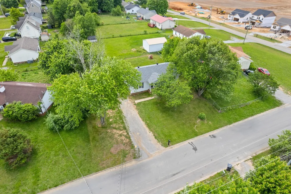602 Artic Ave Oak Grove, KY 42262