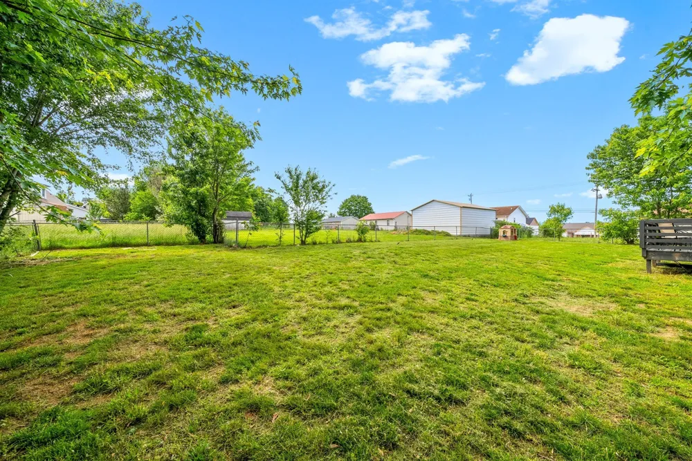 602 Artic Ave Oak Grove, KY 42262