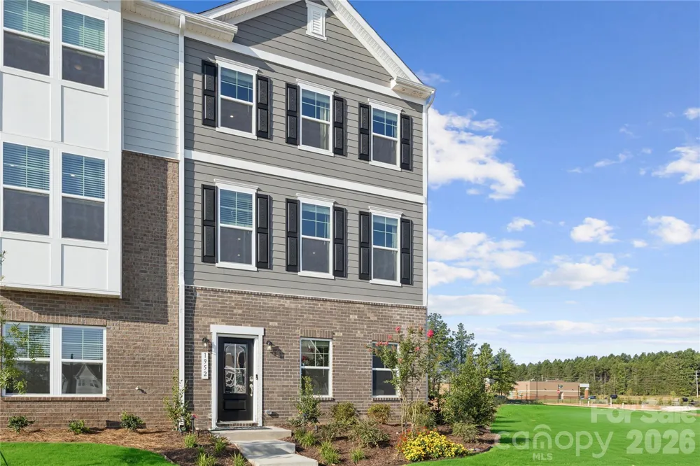 1422 Towns Valley Fort Mill, SC 29708