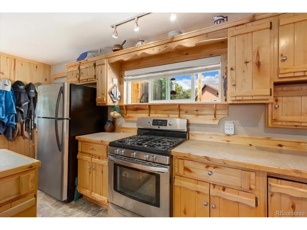 288 Pinion Hills Drive Howard, CO 81233