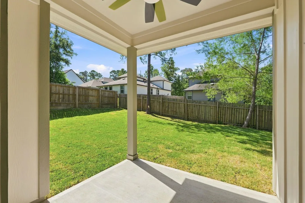 3020 Apache Street Willis, TX 77378