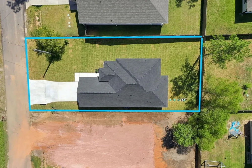 3020 Apache Street Willis, TX 77378