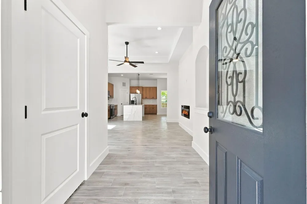 3020 Apache Street Willis, TX 77378