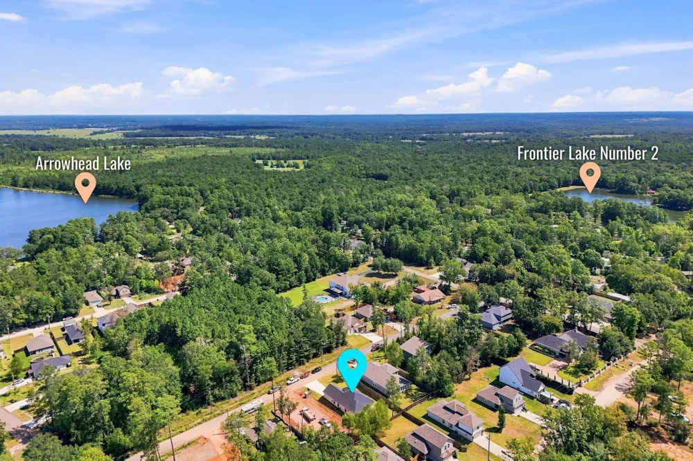 3020 Apache Street Willis, TX 77378