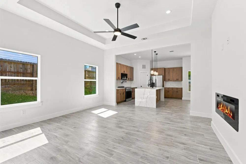 3020 Apache Street Willis, TX 77378