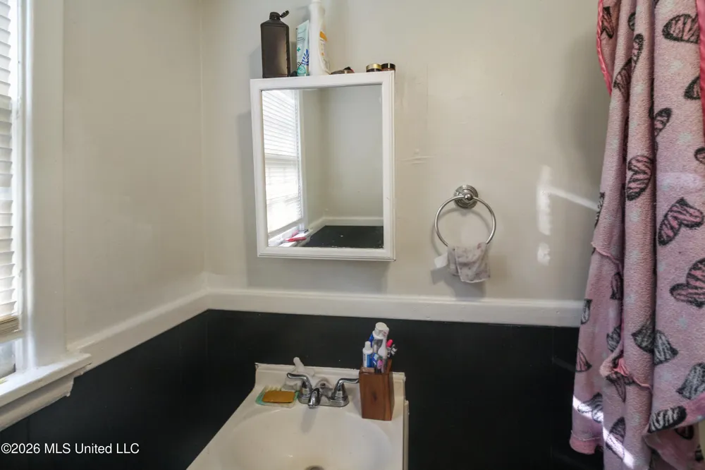 408 Northside Circle Jackson, MS 39206