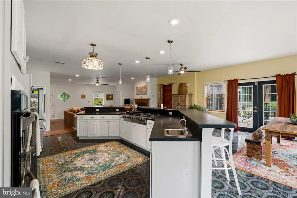 3381 TURKEY ROAD Stroudsburg, PA 18360