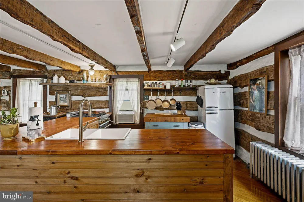 3381 TURKEY ROAD Stroudsburg, PA 18360