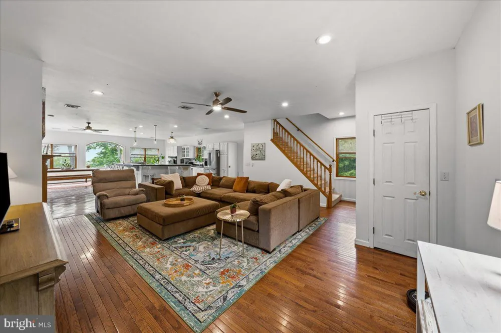 3381 TURKEY ROAD Stroudsburg, PA 18360