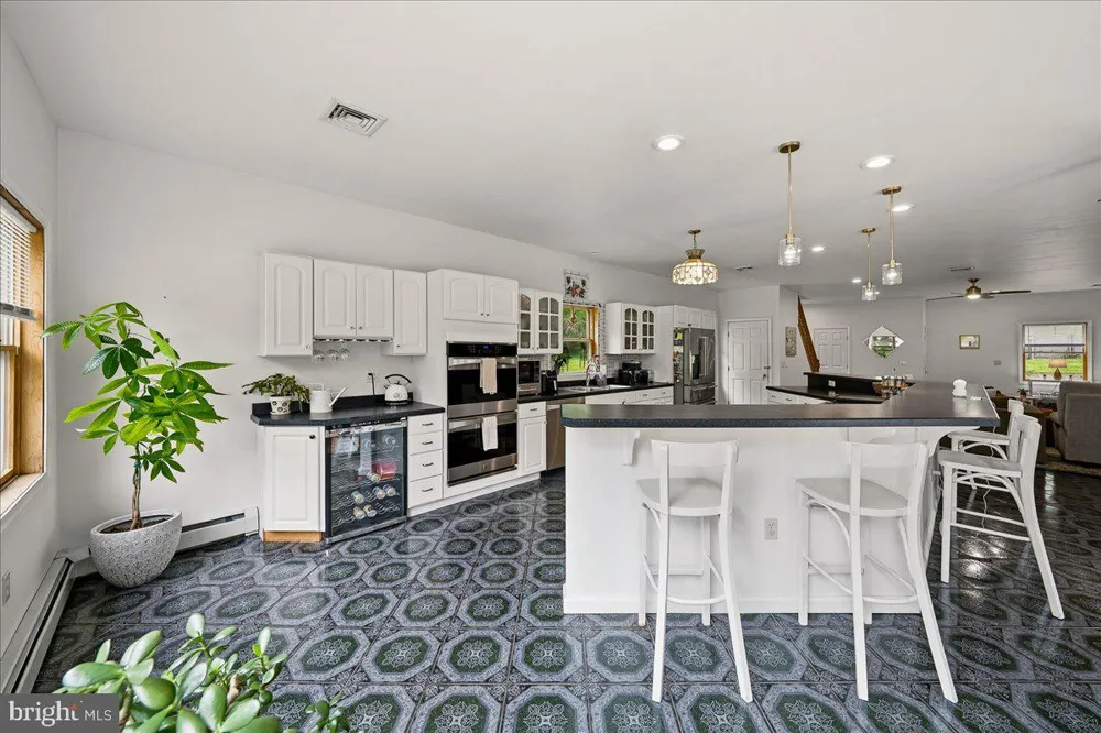 3381 TURKEY ROAD Stroudsburg, PA 18360