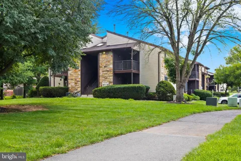 25 BOZARTH COURT