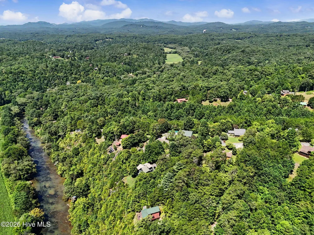 6 Deer Run Drive Murphy, NC 28906