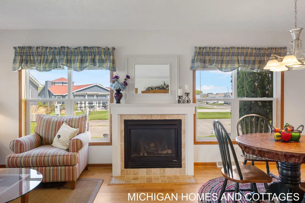 5245 W Scenic Turn Lane Holland, MI 49423