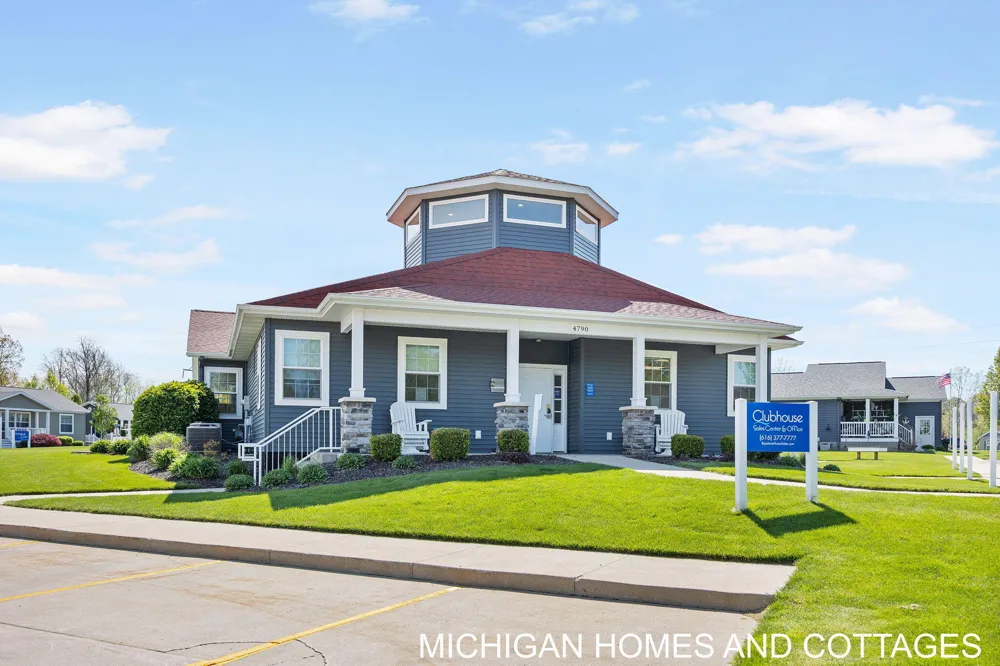 5245 W Scenic Turn Lane Holland, MI 49423