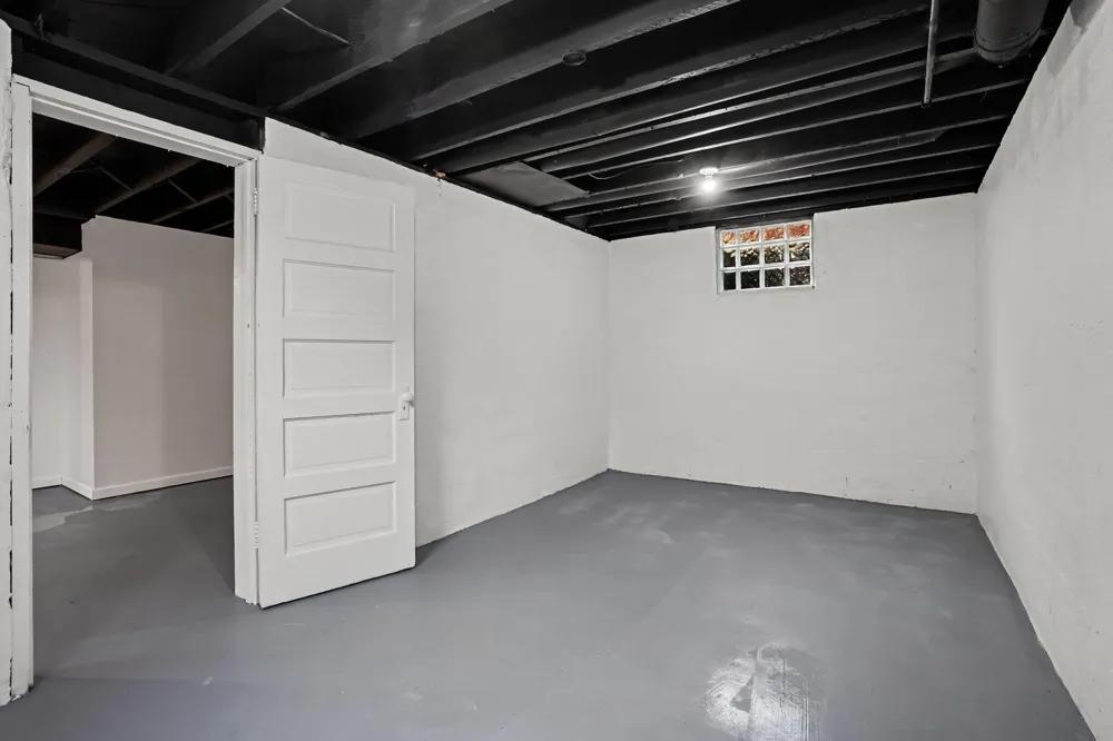 404 Inkster Avenue Kalamazoo City, MI 49001