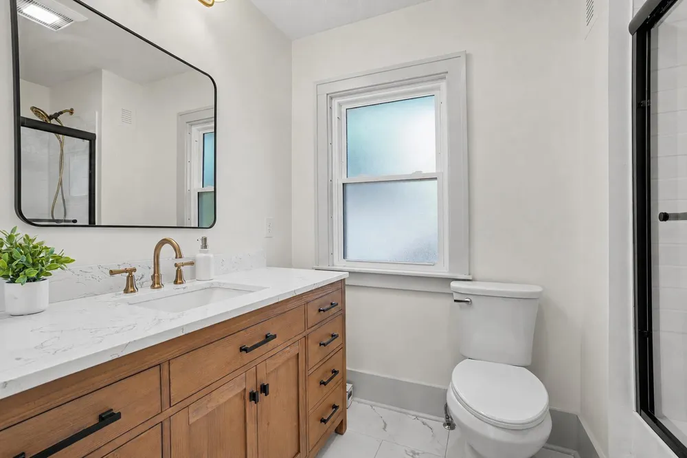 404 Inkster Avenue Kalamazoo City, MI 49001