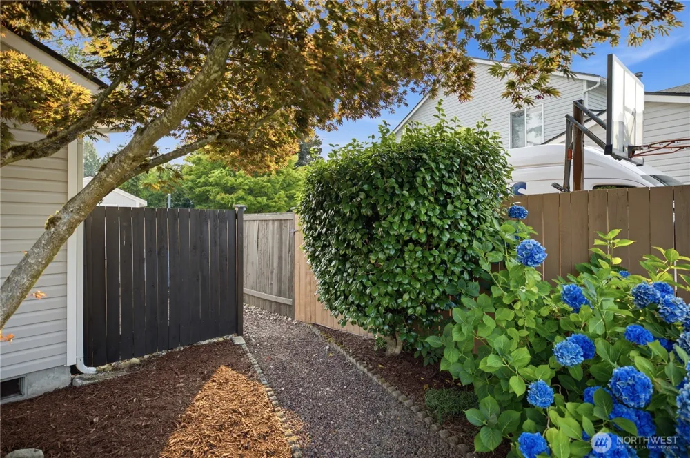 21802 114th Street E Bonney Lake, WA 98391