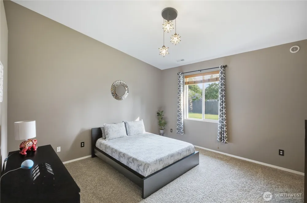 21802 114th Street E Bonney Lake, WA 98391