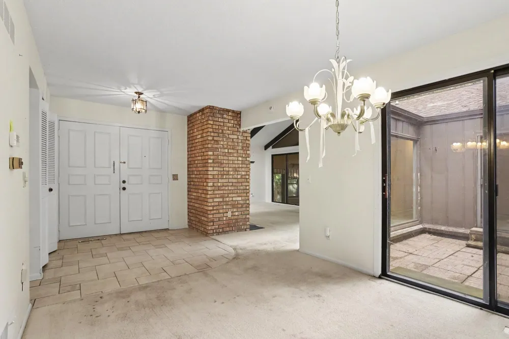3649 Woodcliff Drive Kalamazoo City, MI 49008