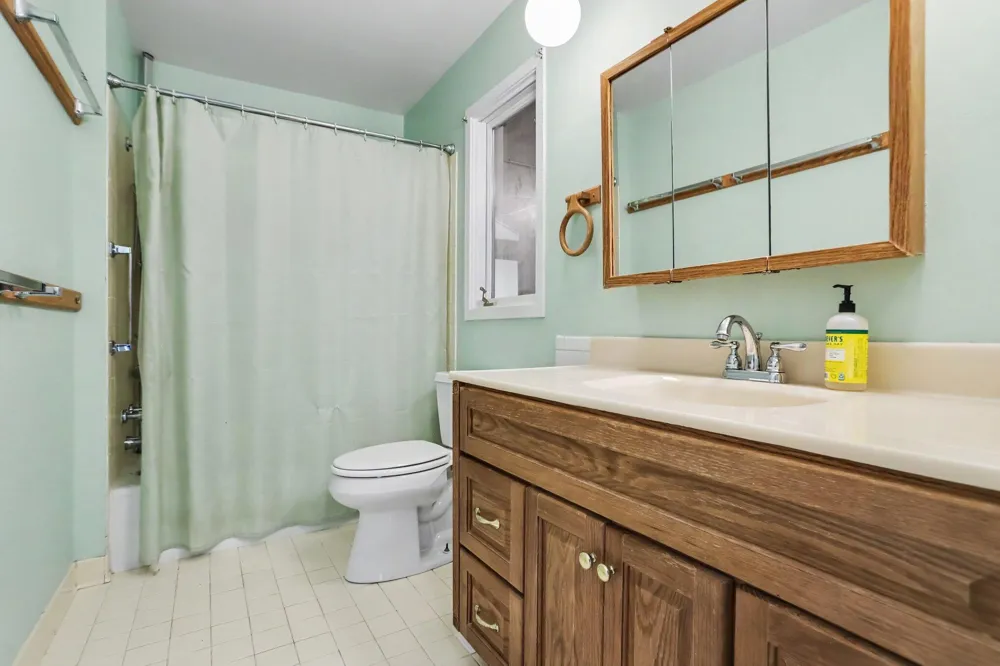 3649 Woodcliff Drive Kalamazoo City, MI 49008