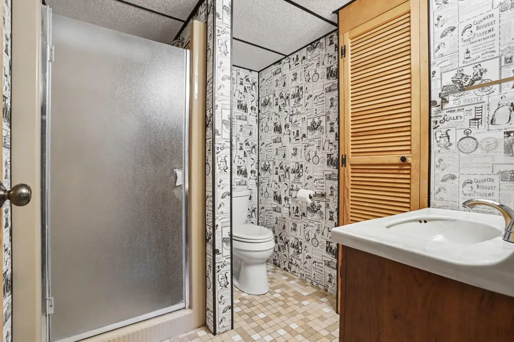 3649 Woodcliff Drive Kalamazoo City, MI 49008