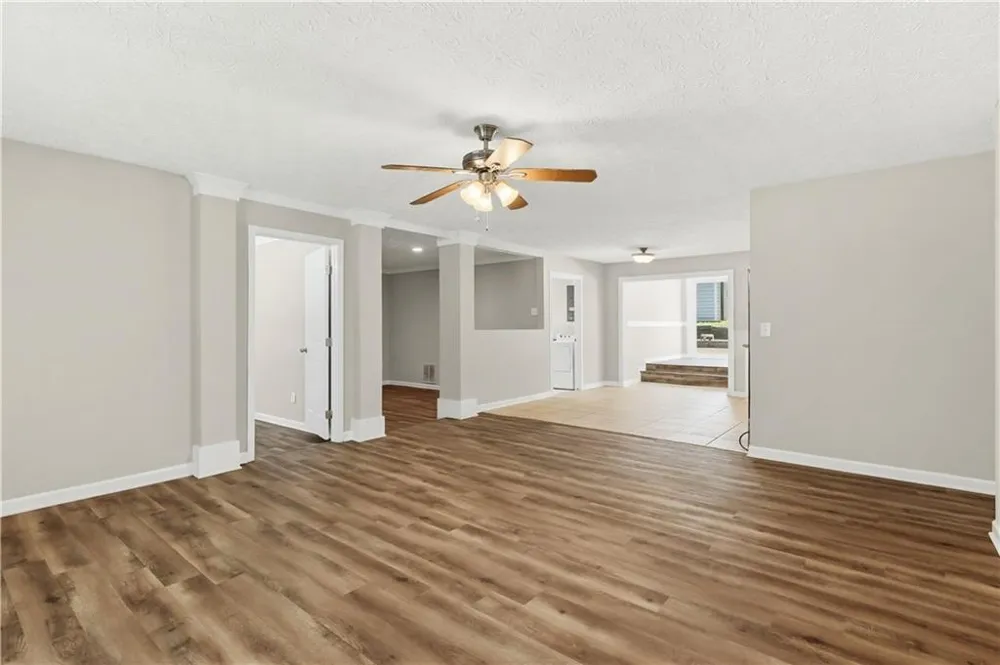 3733 Memorial Parkway NW Kennesaw, GA 30152