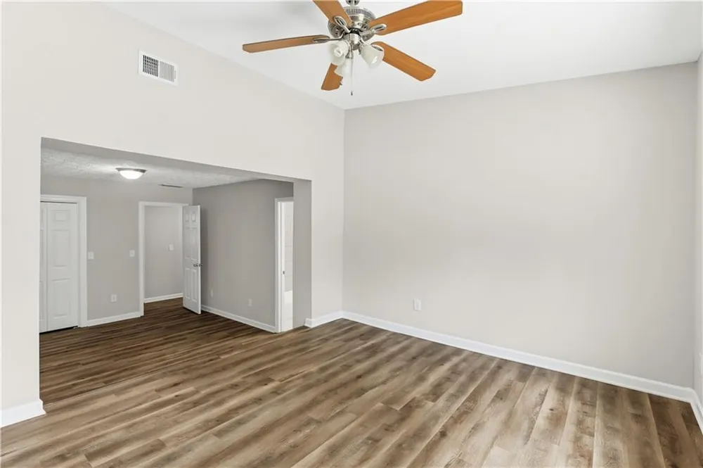 3733 Memorial Parkway NW Kennesaw, GA 30152