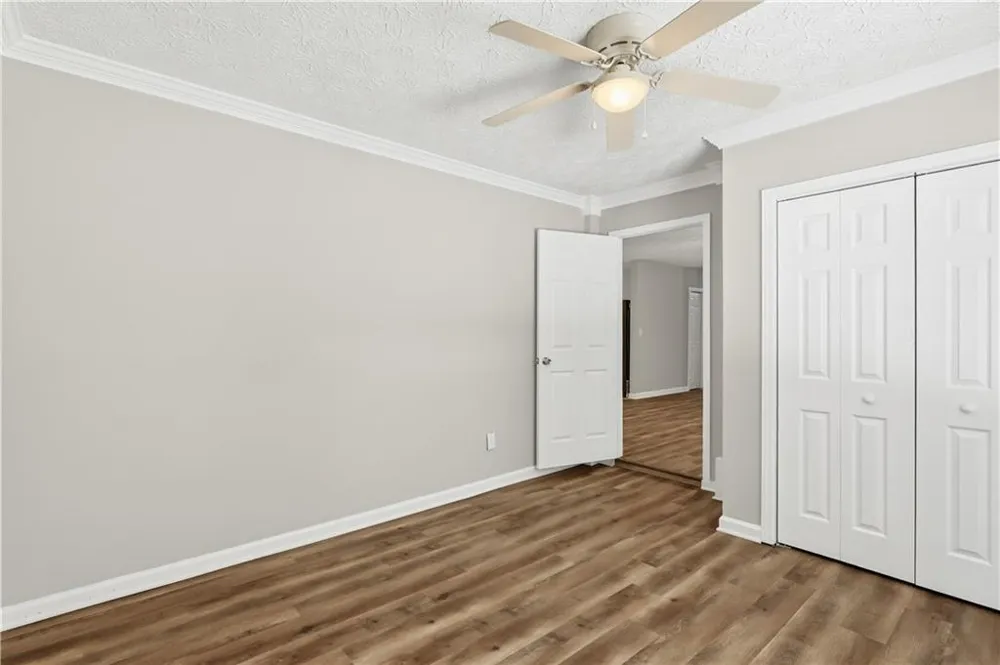 3733 Memorial Parkway NW Kennesaw, GA 30152