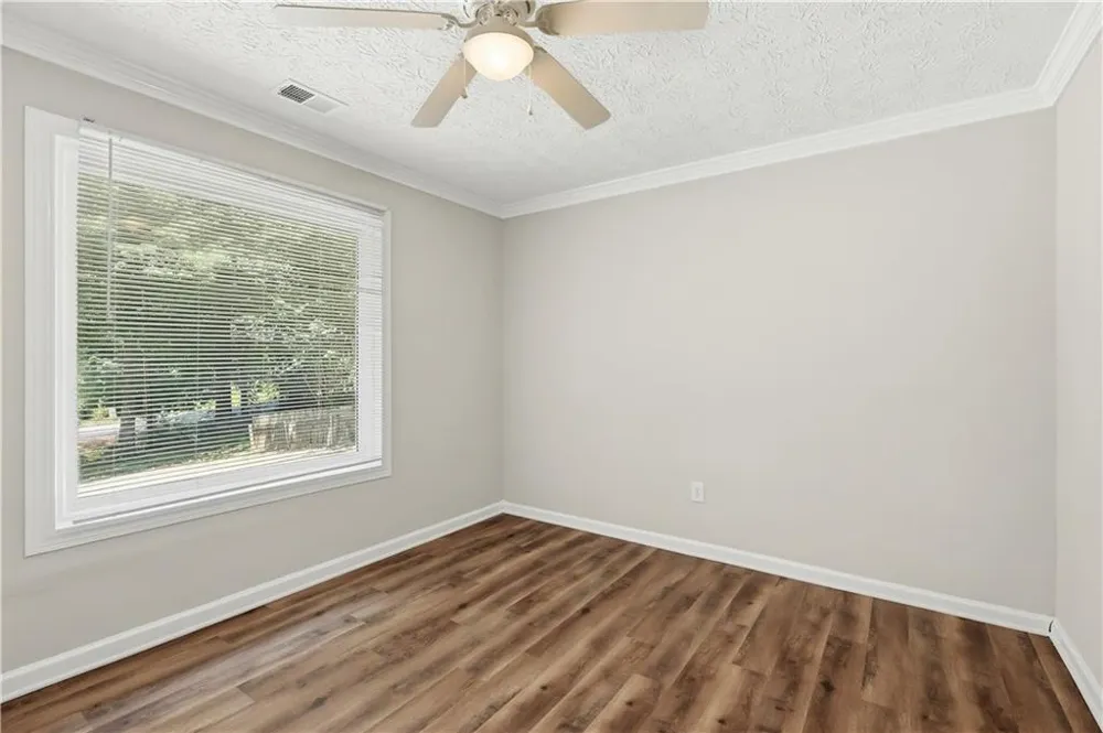 3733 Memorial Parkway NW Kennesaw, GA 30152