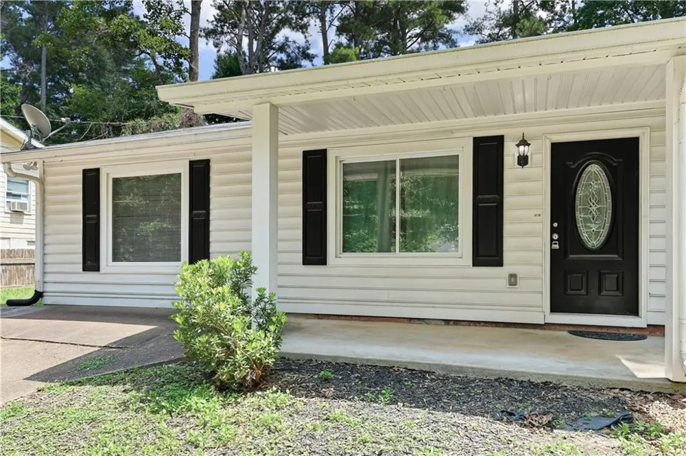3733 Memorial Parkway NW Kennesaw, GA 30152