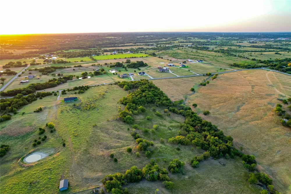 CR 613 Farmersville, TX 75442