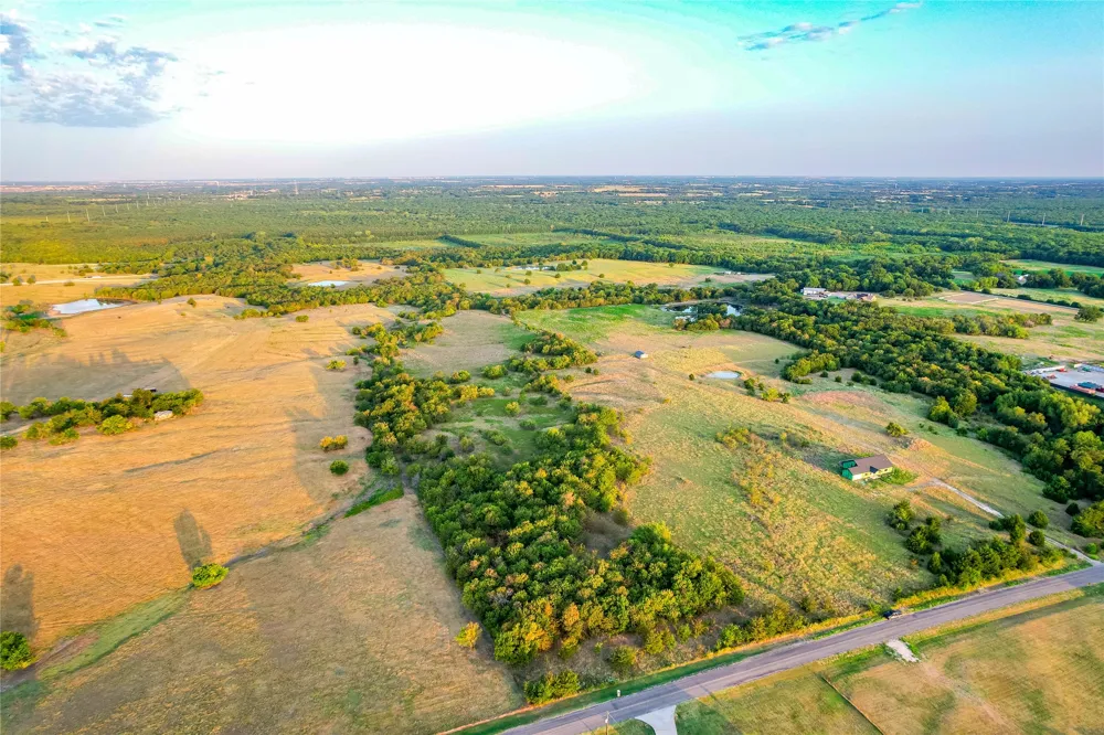 CR 613 Farmersville, TX 75442