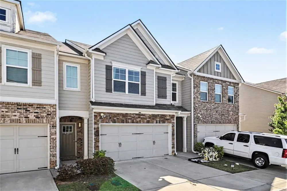 5357 Radford Fairburn, GA 30213