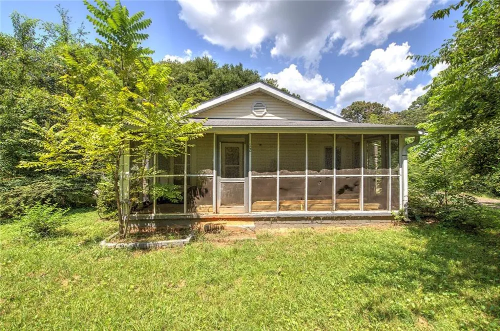 12 Corinth Road Cartersville, GA 30121