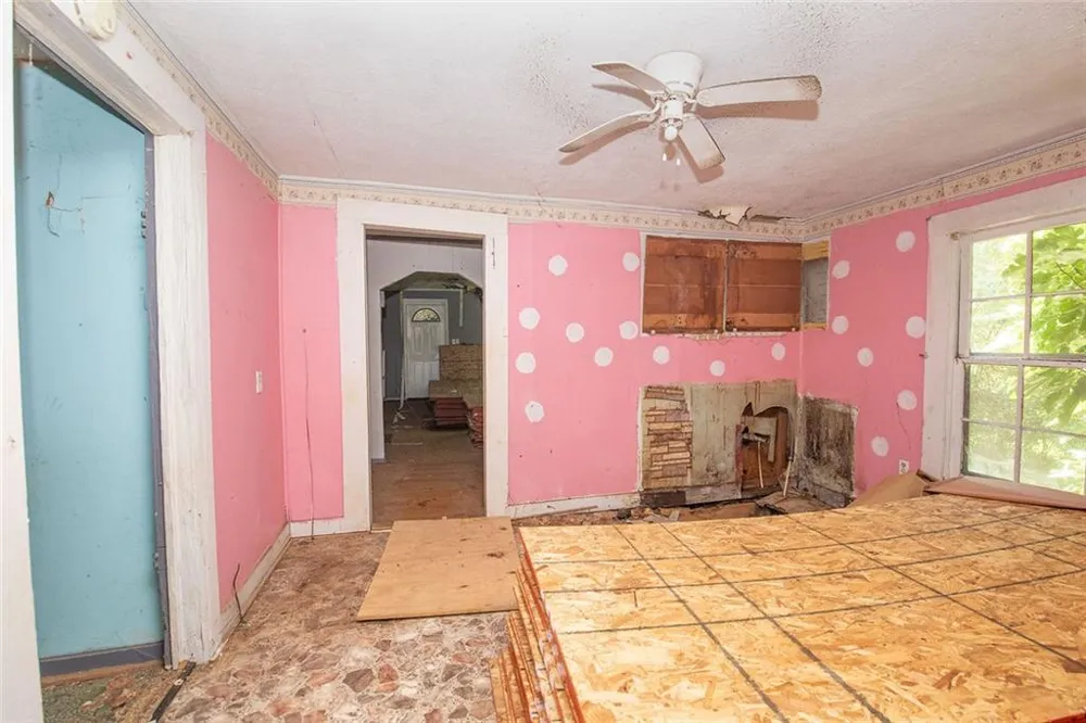 12 Corinth Road Cartersville, GA 30121