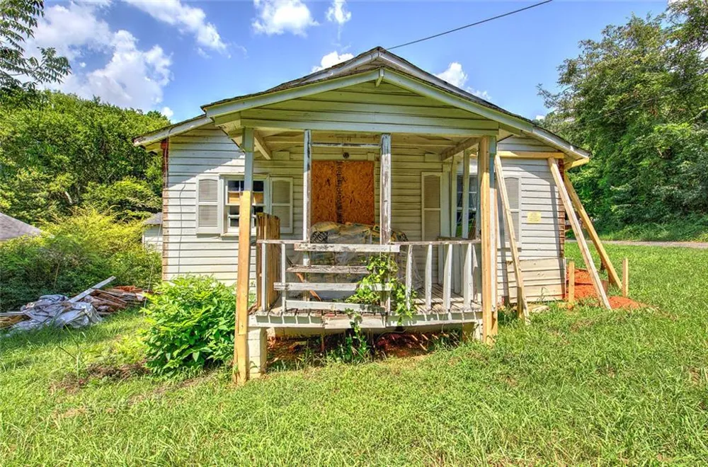 12 Corinth Road Cartersville, GA 30121