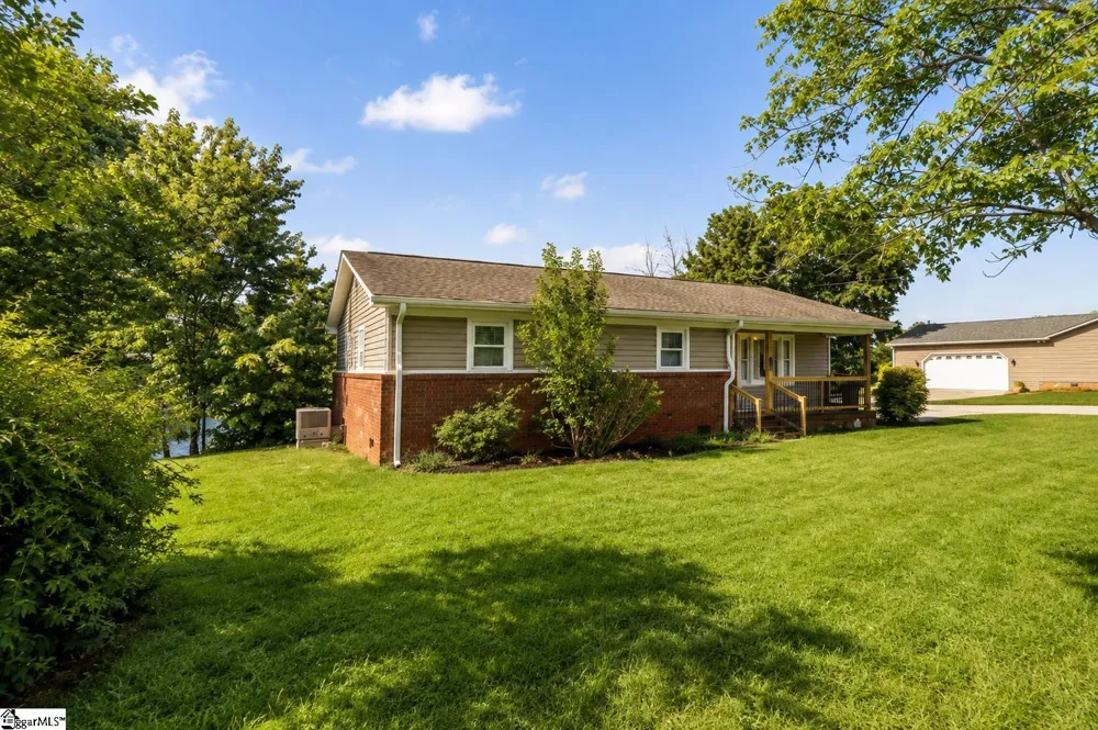 5121 New Cut Road Inman, SC 29349