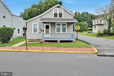 7 GRAEFF STREET