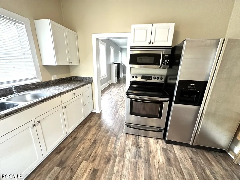 Hough Street Fort Myers, FL 33901