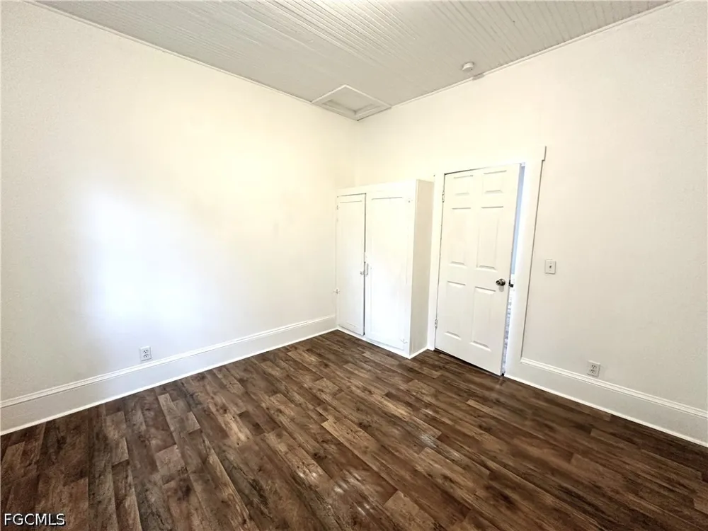 Hough Street Fort Myers, FL 33901