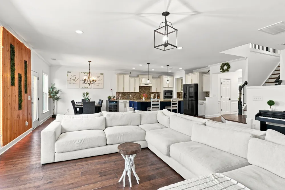 1081 Abberley Cir Hendersonville, TN 37075